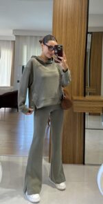 Olive green cotton two-piece set - Image 2