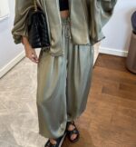 Sage green satin effect two-piece set - Image 3