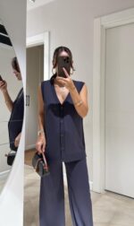 Navy blue sleeveless vest and wide leg pants set - Image 2