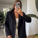 Black oversized blazer