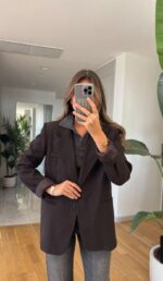 Dark brown oversized blazer
