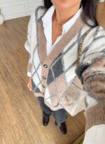 Soft oversized argyle cardigan in beige grey and white - Image 3