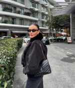 Black jacket with fur collar - Image 2