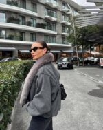 Grey jacket with fur collar - Image 2