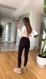 Black oysho high waist lycra leggings - Image 2