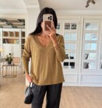 Gold v neck long sleeve top - Image 2
