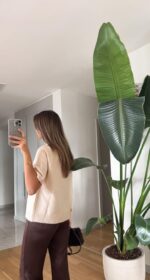 Off white short-sleeve sweater - Image 2