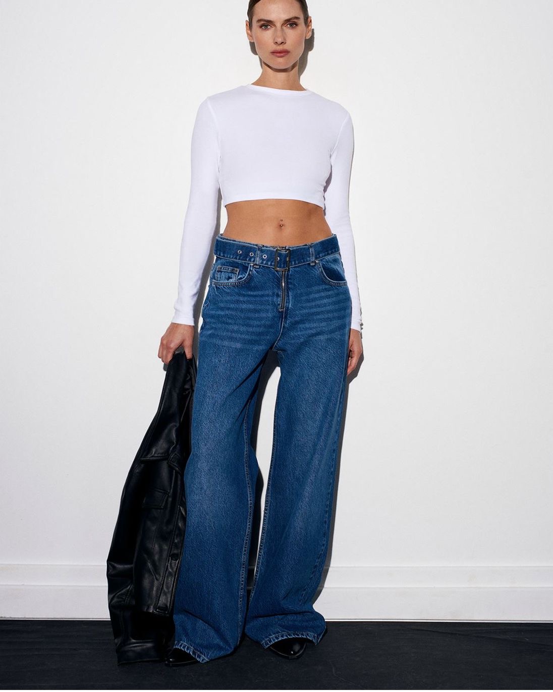 3f389111-e505-44ea-aa53-a5d2955d3e7e Wide leg blue jeans with a built in denim belt - Image 1