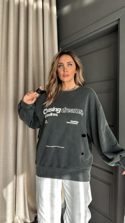 Grey oversized sweatshirt