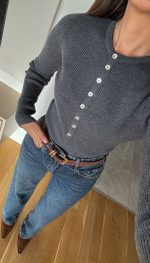 Grey knit top - Image 2