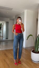 High Waist Blue Mom Jeans - Image 2